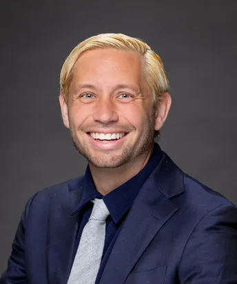 Headshot of Matthew Rochat