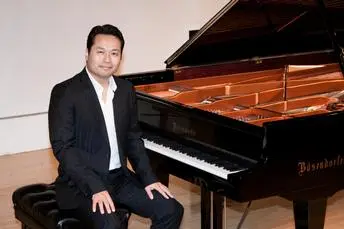 Nariaki Sugiura