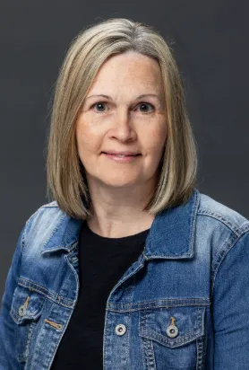 Headshot of Paula Reitz
