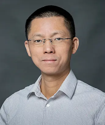 Weixin Huang