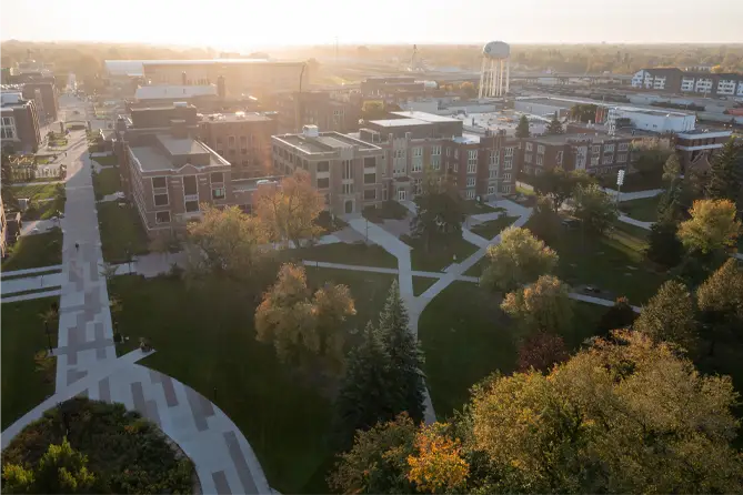 und campus from drone